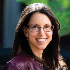 A headshot of Nicole Yunger Halpern.